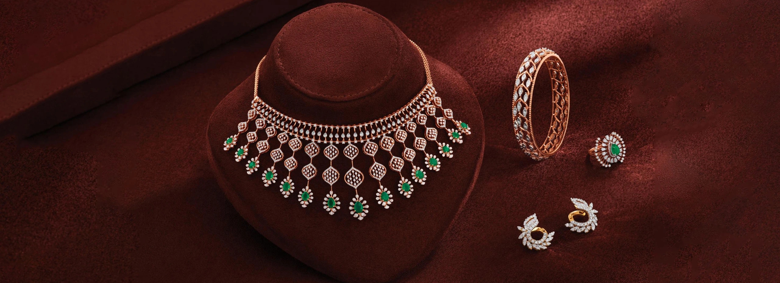 Style That Shines: How Lalchnd Is Transforming Women’s Jewellery Options in Bhubaneswar